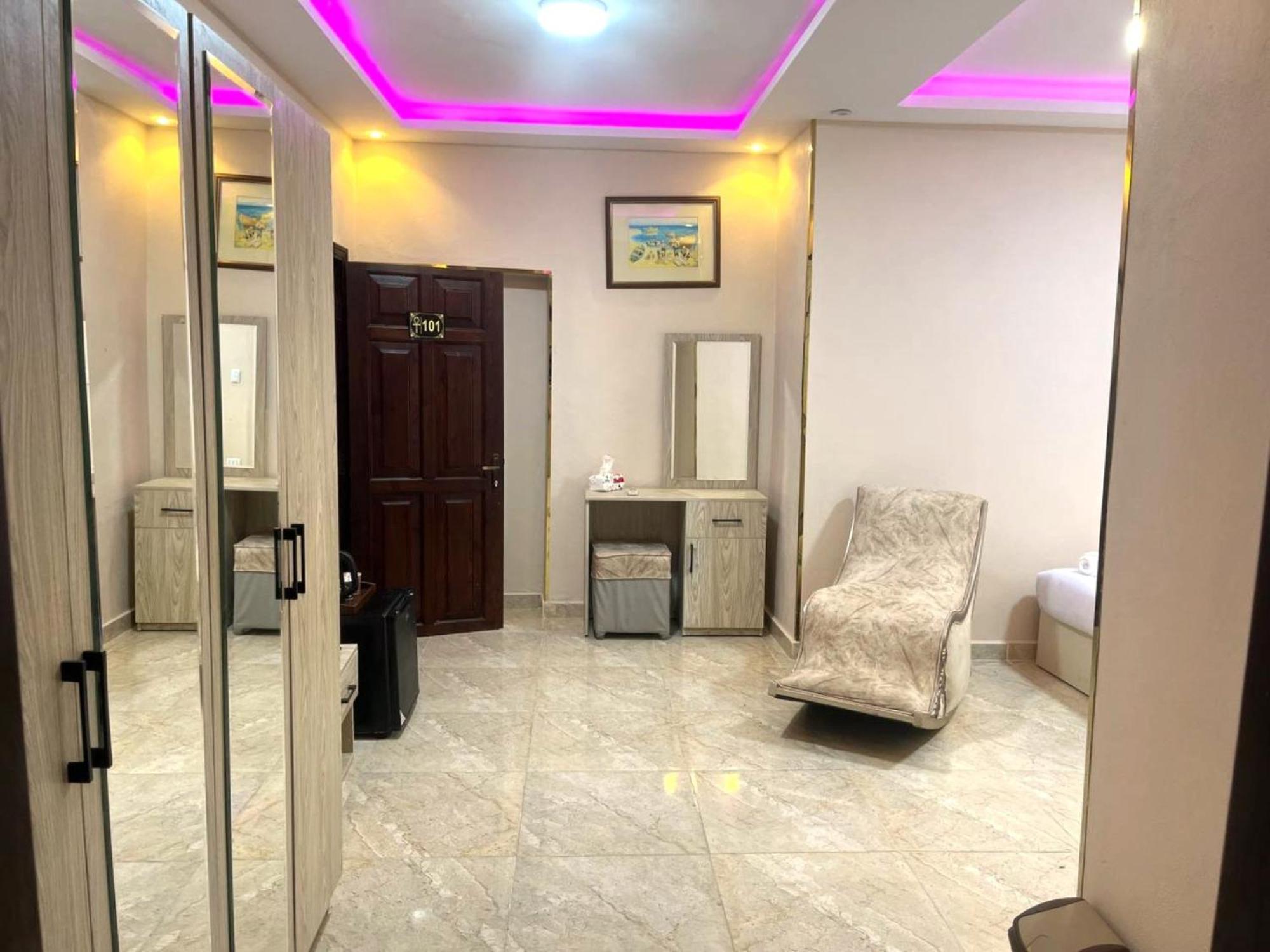 Nun Pyramids Hotel Kafret el-Gabal Værelse billede