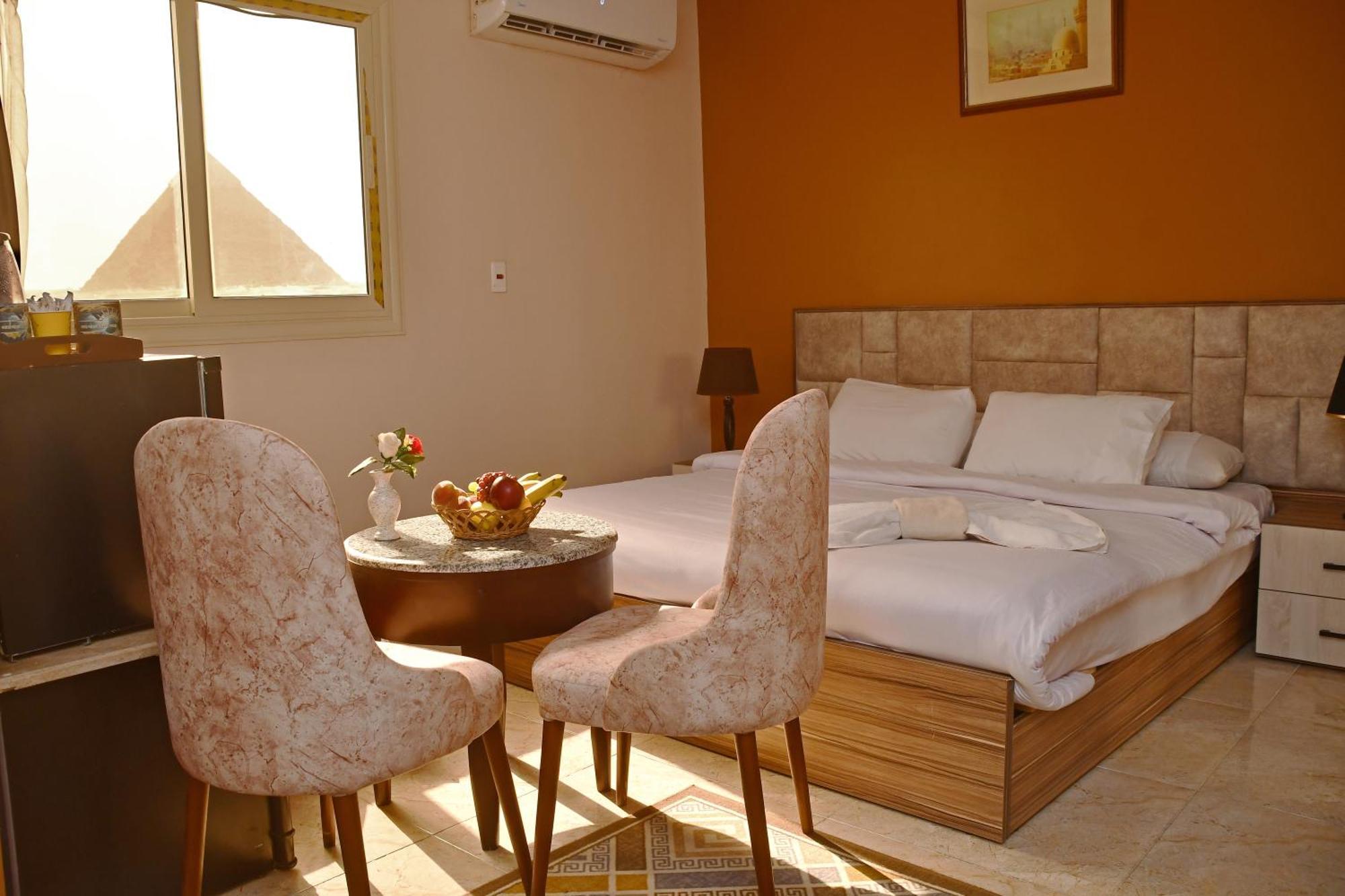 Nun Pyramids Hotel Kafret el-Gabal Eksteriør billede