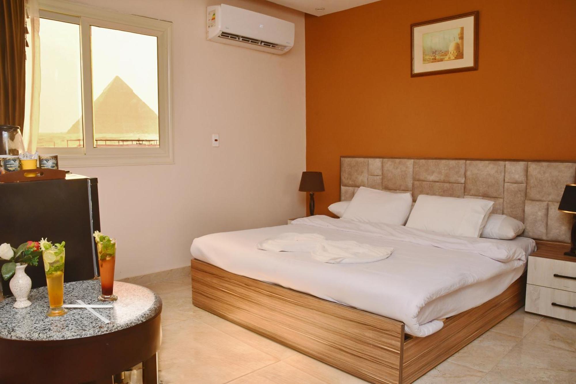Nun Pyramids Hotel Kafret el-Gabal Eksteriør billede