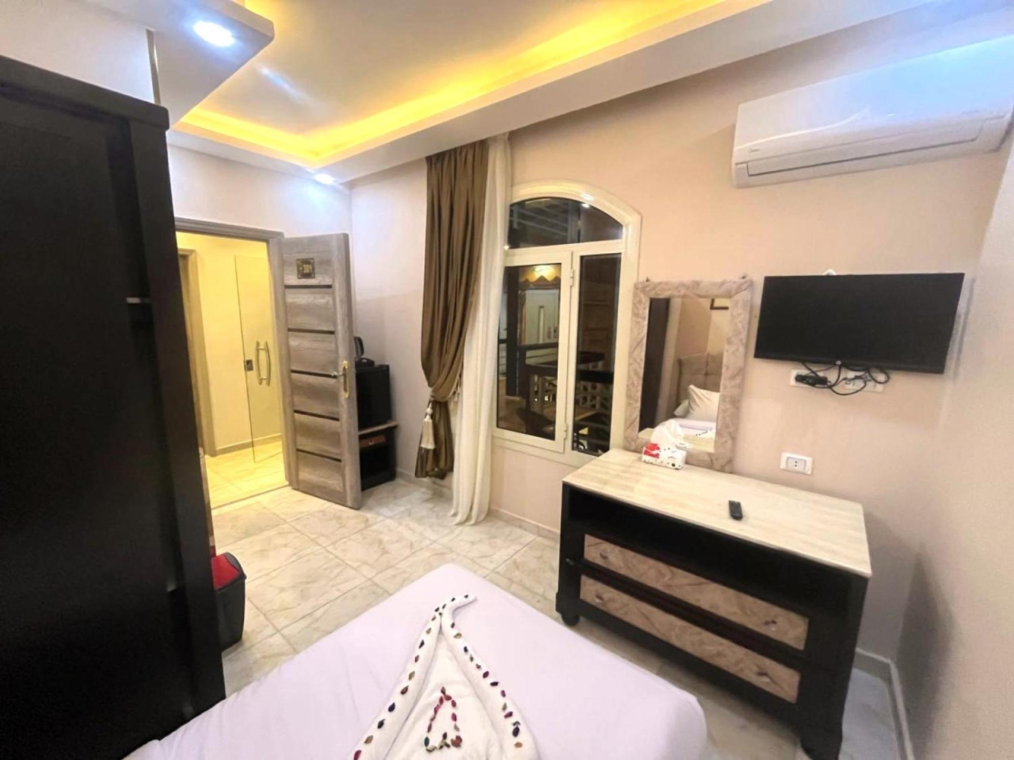 Nun Pyramids Hotel Kafret el-Gabal Værelse billede